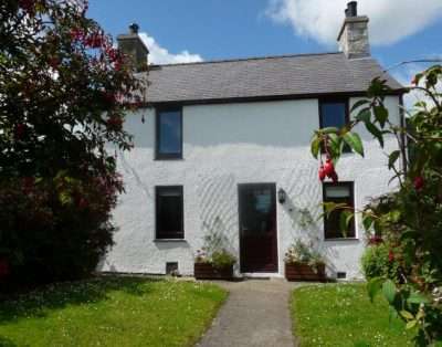 Dafarn Rhos Coastal Holiday Cottage