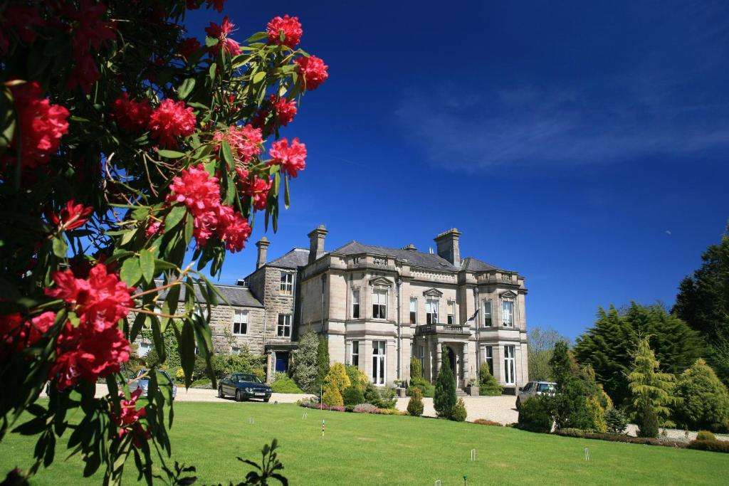 Tre-Ysgawen Hall Spa Hotel Capel Coch, Anglesey