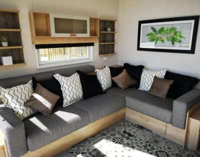 Coed Helen Caravan and Lodge Park