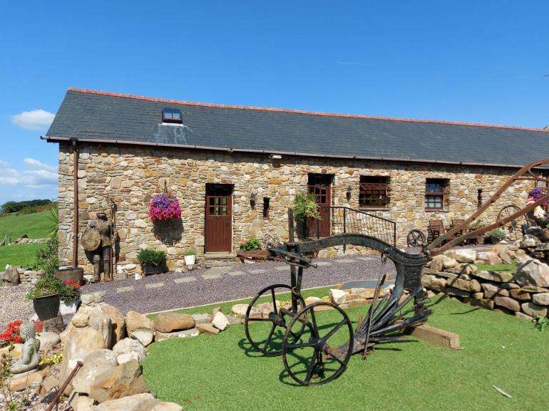 Gower Tides Holiday Cottages Penclawdd