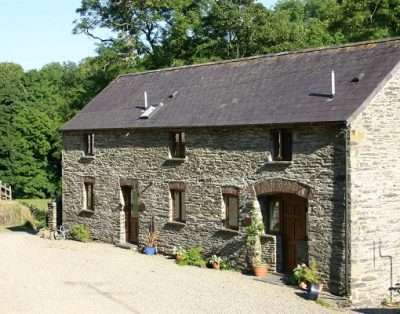 Troedyrhiw Cottages
