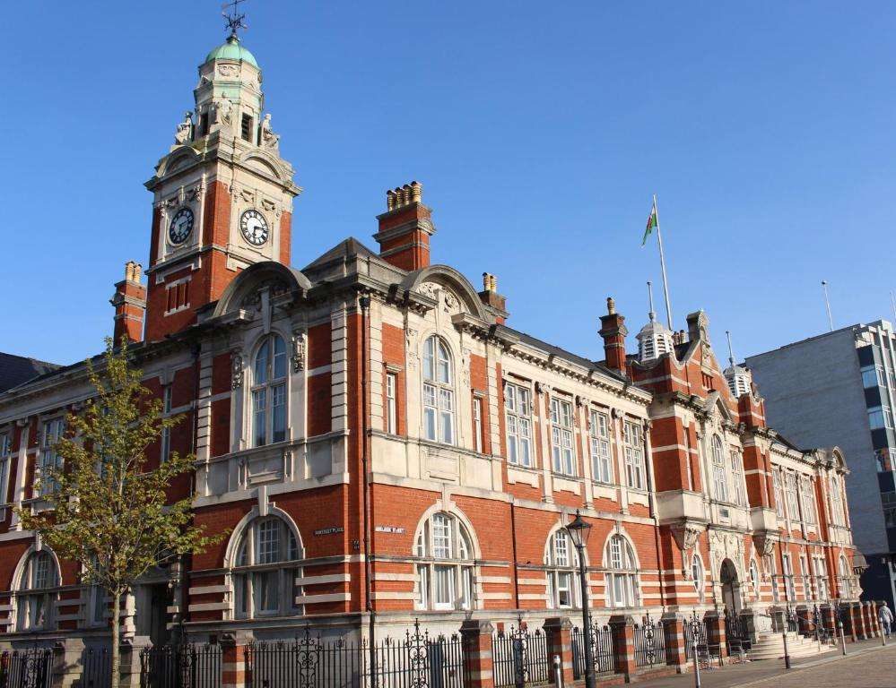 Grade II listed boutique hotel at Morgans in the historic Maritime Quarter near the old port office.