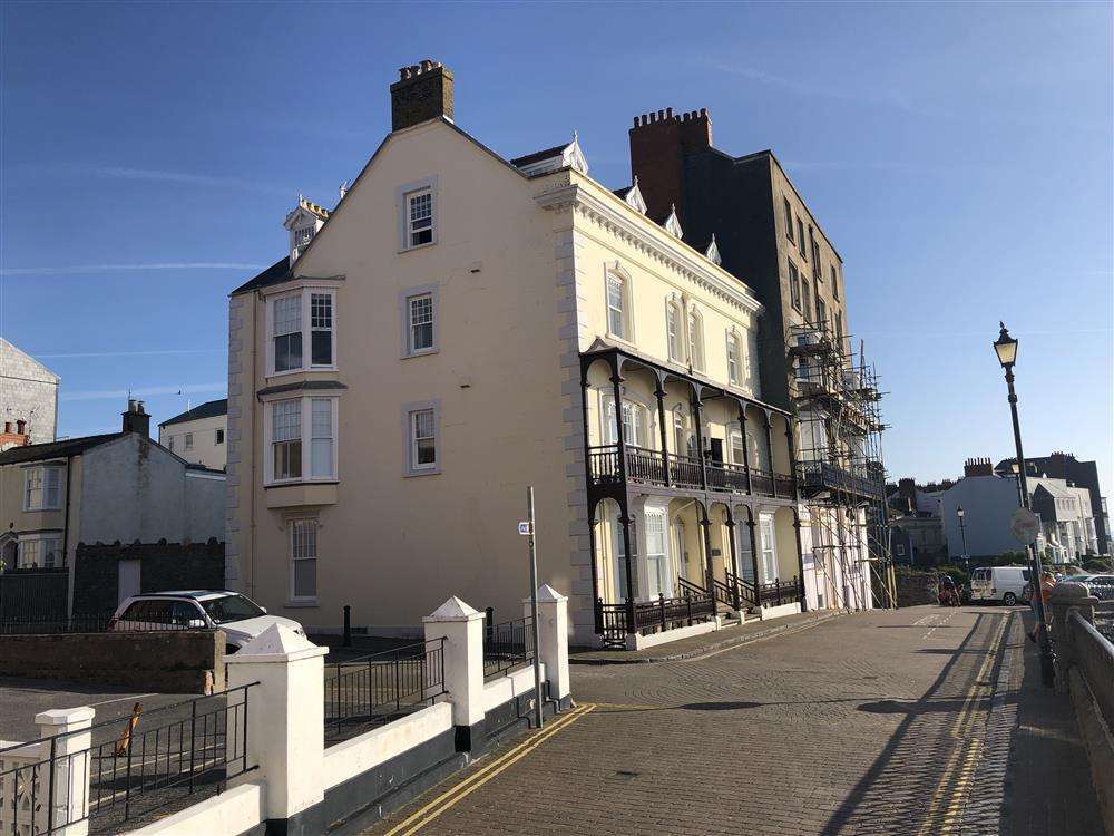 Paragon House Holiday Rental Tenby, Pembrokeshire