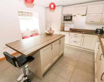 Prys Mawr Dog Friendly Cottage