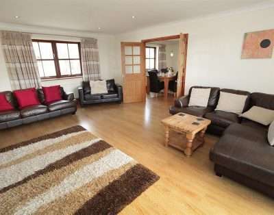 Barcud Lodge