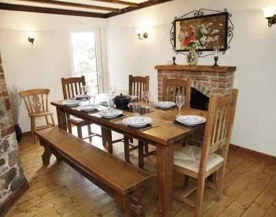 Holly Tree Lodge