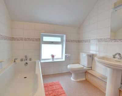 1 Tan yr Eglwys Holiday Cottage