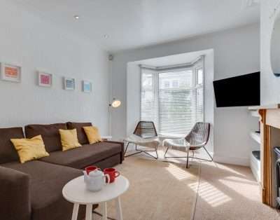 Arfryn Holiday Home
