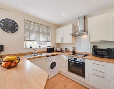 Aadref Holiday Home