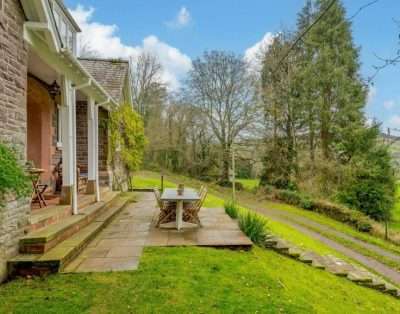 Buckland Holiday Cottage