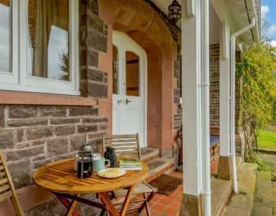 Buckland Holiday Cottage