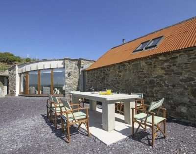 Rhyd Angharad Barns