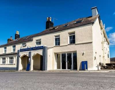 Ship Hotel