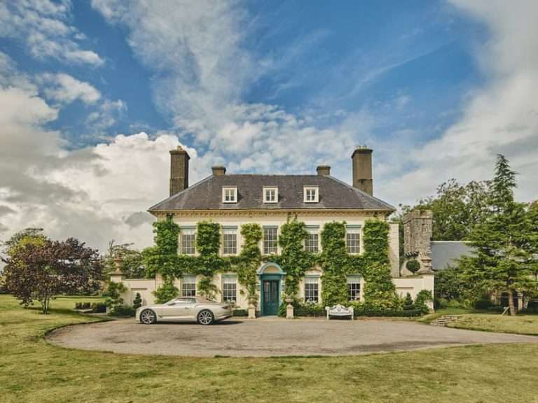 Valley Manor